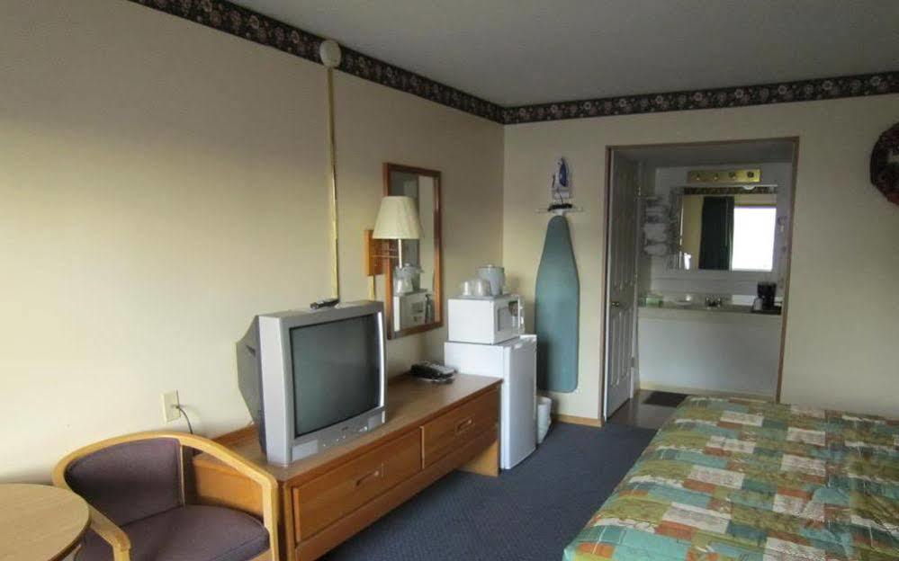 Cassville Budget Inn Экстерьер фото